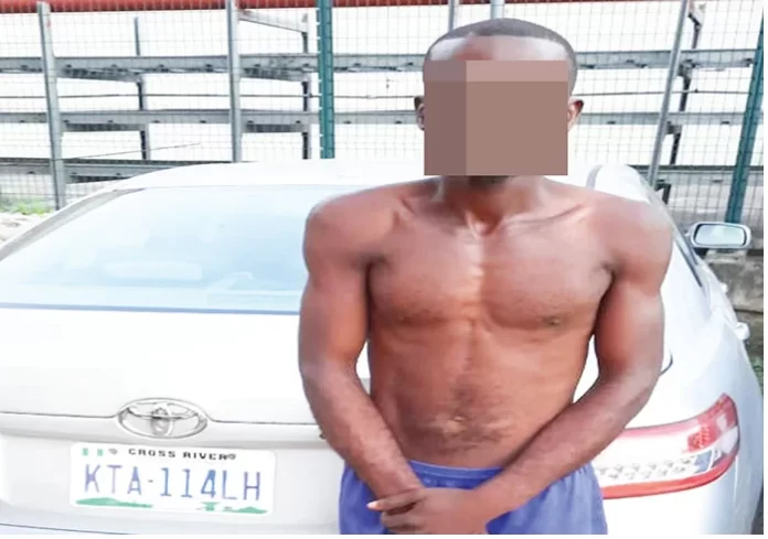 guard-betrays-boss-1