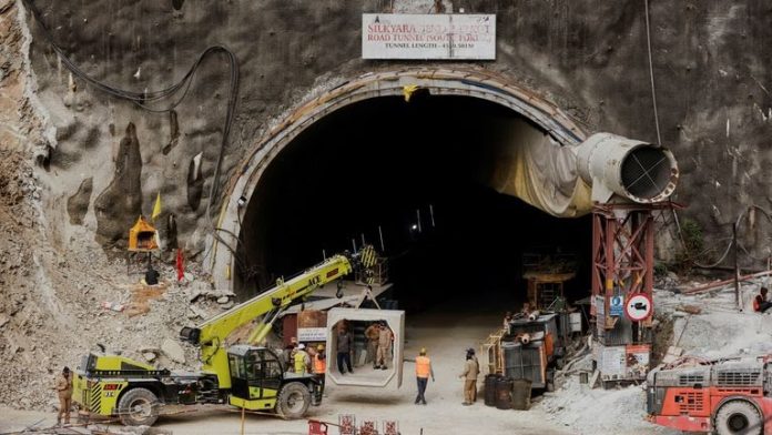 skynews-india-uttarakhand-tunnel_6374897
