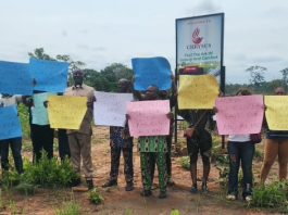 NOA Staff, Pensioners Protest Alleged Land Grabbing in Enugu, Seek Gov Mbah’s Intervention